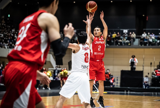 大洋球队遭遇劲敌,面临不利形势 大洋球队遭遇劲敌,面临不利形势