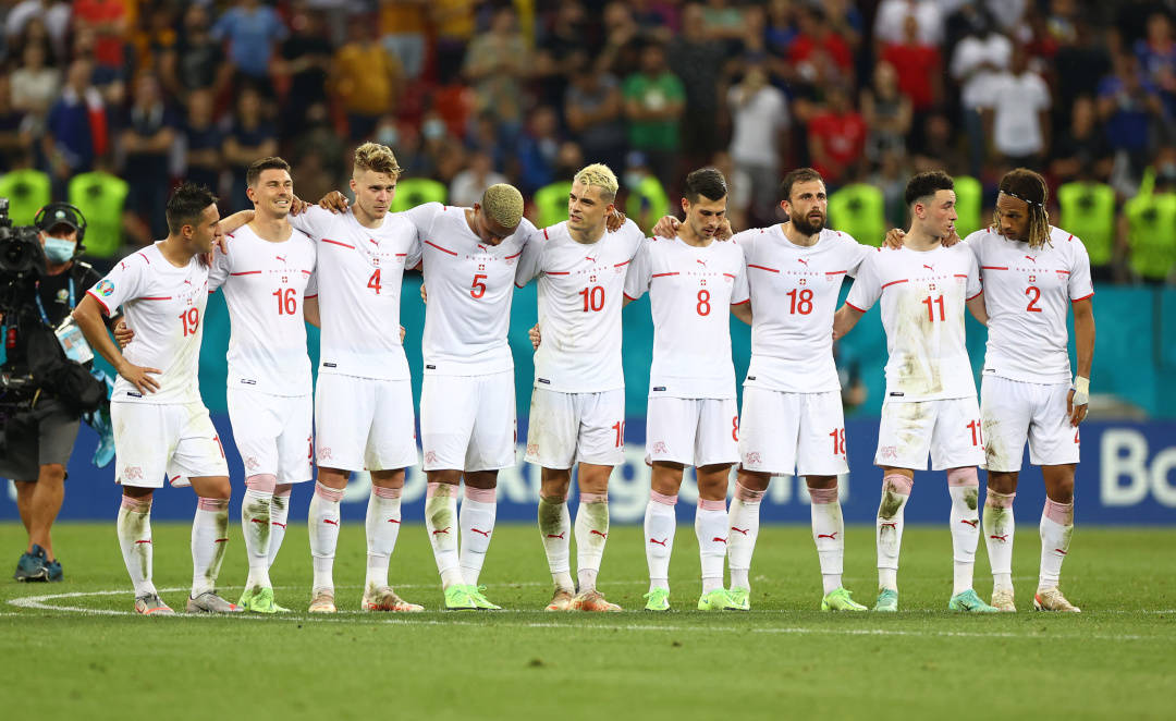 包含意大利备战瑞士,全力以赴追逐胜利的词条 包含意大利备战瑞士,全力以赴追逐胜利的词条