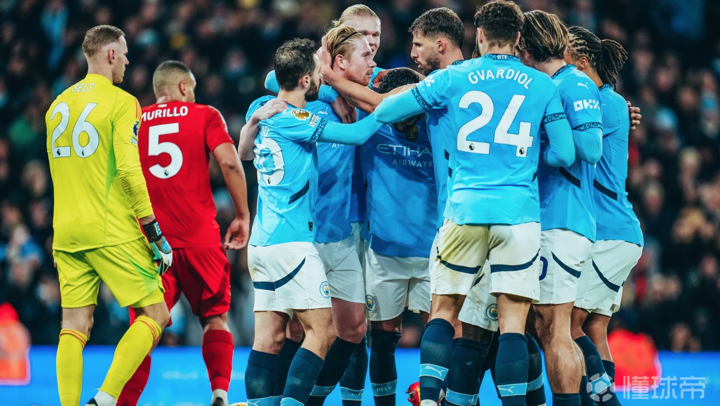 曼城蓝军联赛处于领先地位 曼城蓝军联赛处于领先地位