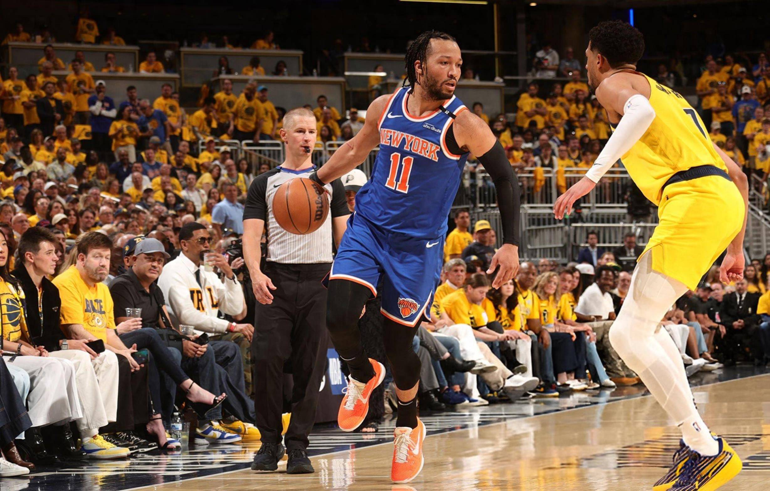 尼斯球员表现神勇,助球队取胜 尼斯球员表现神勇,助球队取胜