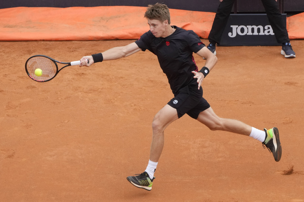 关于英国网球队强势德国网球队,瓦林卡关键制胜的信息 关于英国网球队强势德国网球队,瓦林卡关键制胜的信息