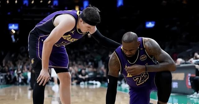 火箭vs太阳,对决激烈 火箭vs太阳,对决激烈