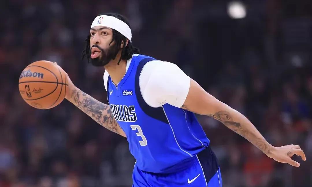 独行侠不敌篮网，唐西奇表现出色的简单介绍