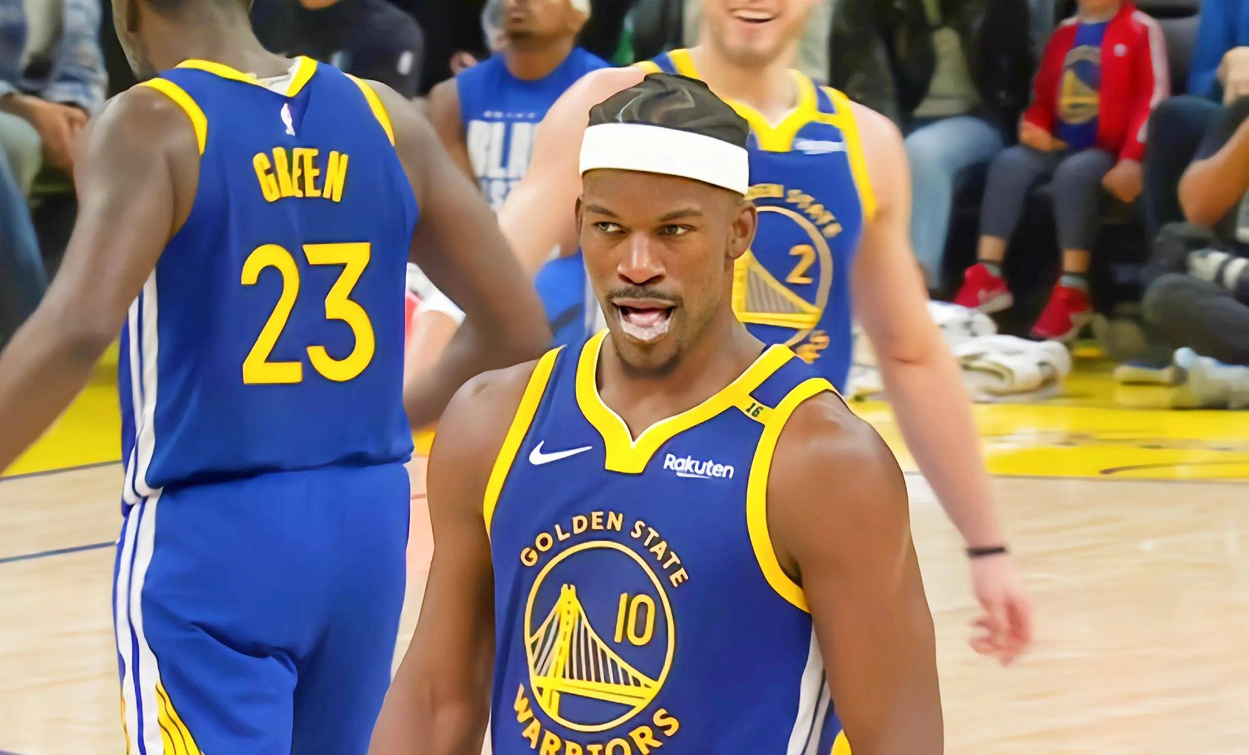 勇士大胜篮网，高居西部榜首