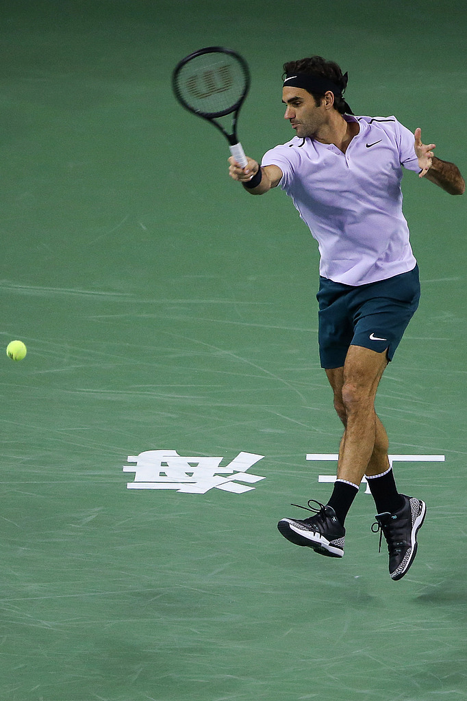 德国网球队完胜意大利网球队，费德勒送出助攻