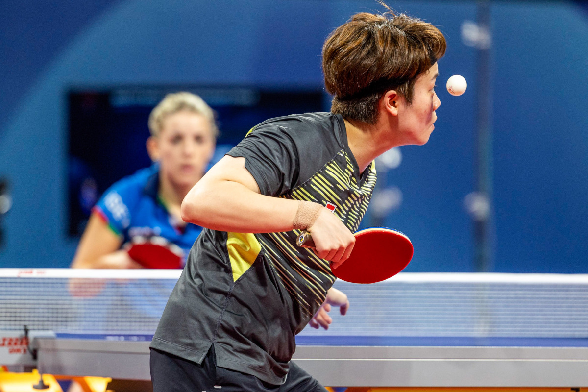 高尔夫选手爆冷获胜，专家预测失准