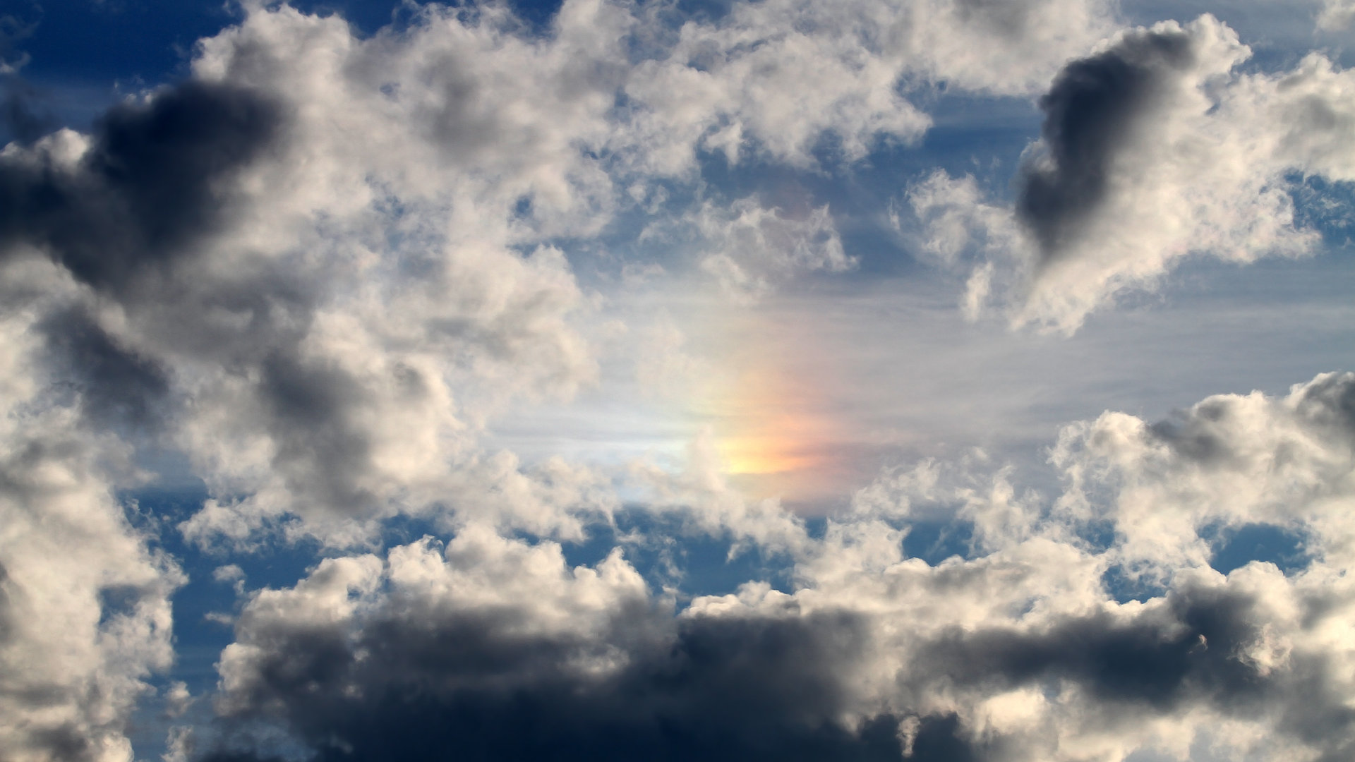 欧洲铁闸与西亚雄鹰，当阿拉巴打穿防线，伊拉克奇迹突围比利时