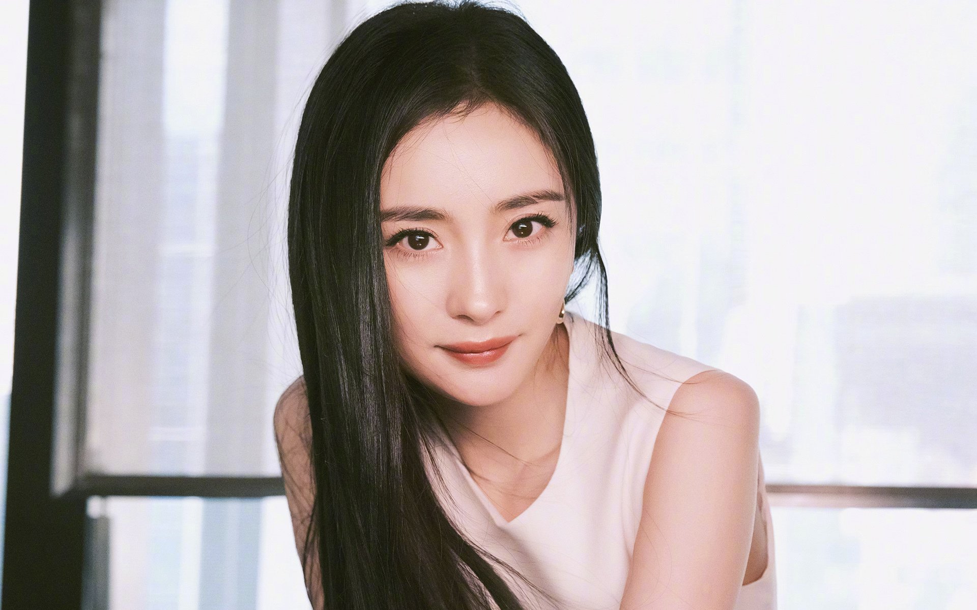 比利时决胜局力克拉齐奥,李刚仁关键先生闪耀欧洲之夜