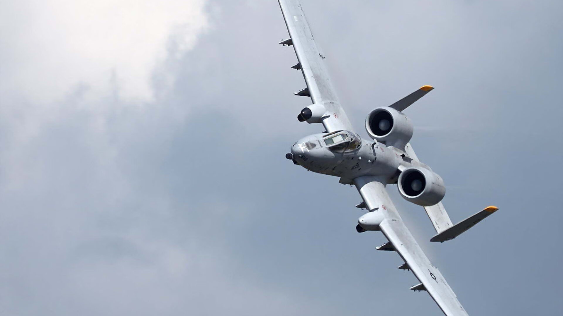 东方与西方的篮球对话,恩比德一柱擎天,为鏖战写下终极注脚